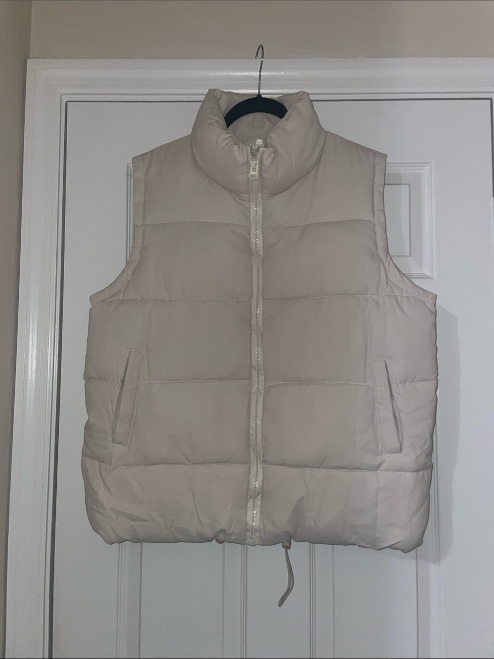 Women's Cream Puffer Vest - Lightweight Quilted Zip Front